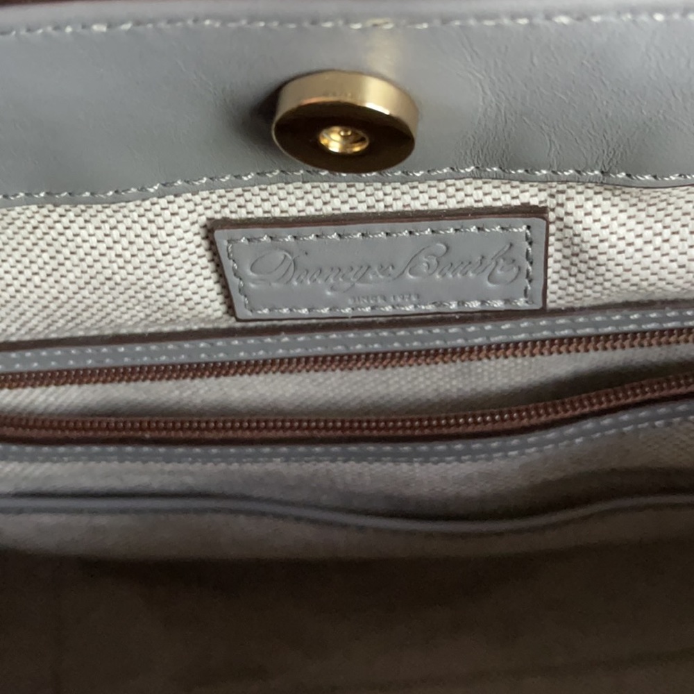 Dooney & Bourke City Flynn bag - Picture 5 of 13